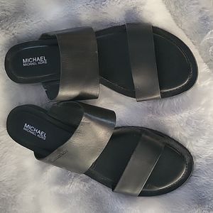 Michael Kors flat black leather sandals Size 7-1/2M